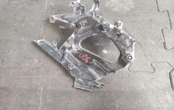 BMW 2 Active Tourer U06 Webasto auxiliary heater mount bracket 9871207