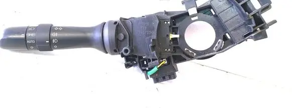 Toyota Avensis T270 Indicator stalk 17F378