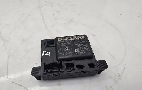 Mercedes-Benz Sprinter W906 Door control unit/module A9069006503 00005228 00005228F1