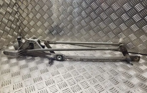 Ford Focus Front wiper linkage and motor 4M5117504AC 4M5117508AA