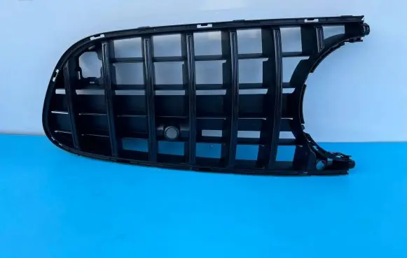 Mercedes-Benz AMG GT R190 C190 Front bumper lower grill A1908855002