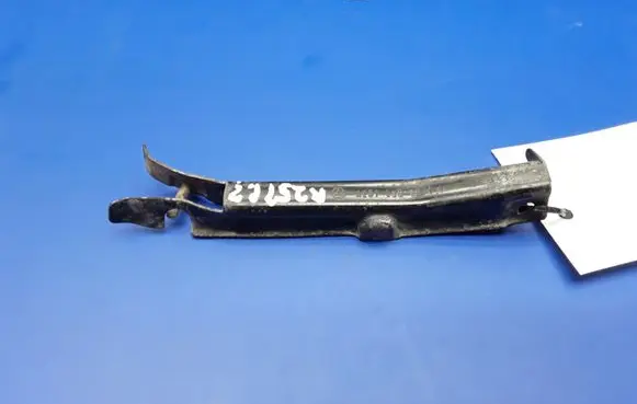 Mercedes-Benz R W251 Front bumper mounting bracket A2518801214