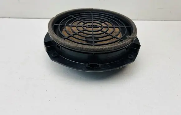 Audi A1 Front door speaker 8X0035415C