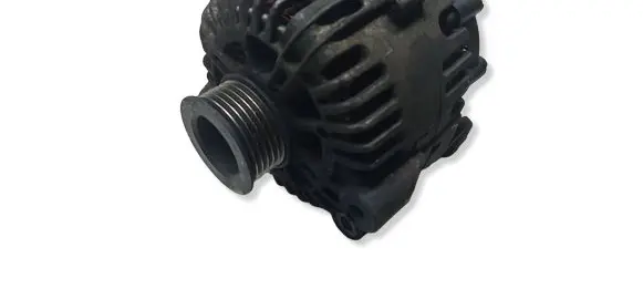 BMW X3 E83 Generator/alternator 7800308