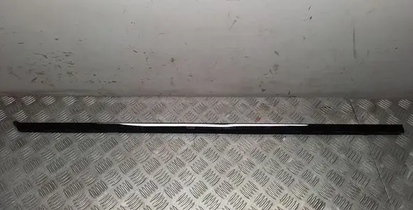 Porsche Macan (95B) Trim molding 95B837478A