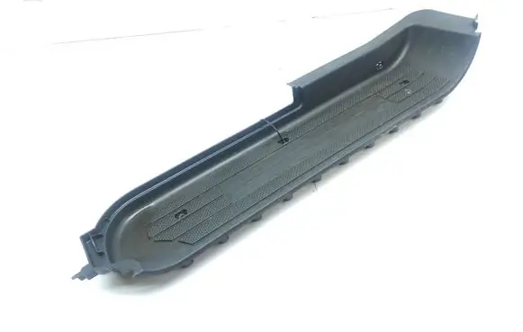 Mercedes-Benz Vito Viano W639 Front sill trim cover P0099419