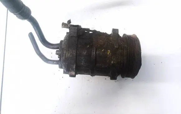 Volvo S70 V70 V70 XC Air conditioning (A/C) compressor (pump) 8708581 971d268511
