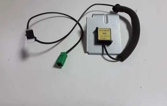 Mitsubishi L200 Aerial GPS antenna 8751A074