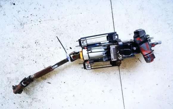 Ford Mondeo Mk III Steering wheel axle