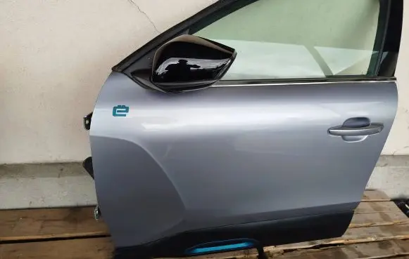 Citroen C4 III e-C4 Front door
