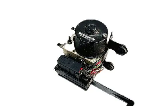 Volvo C30 ABS Pump 4N51-2C405-GB 30794730AA