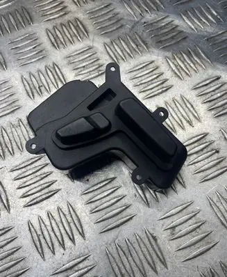 Mercedes-Benz E W211 Seat control switch 2118211358 03465820