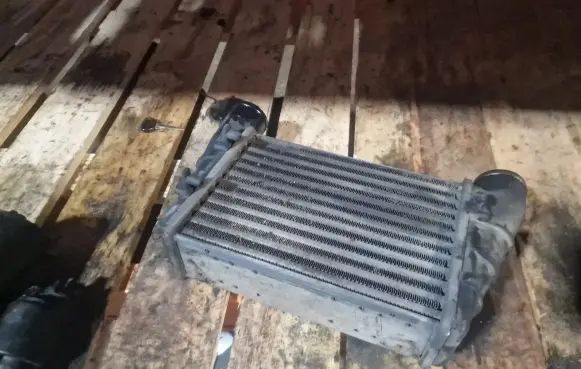 Audi A4 S4 B5 8D Intercooler radiator 058145805A