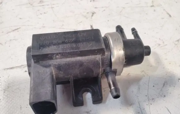 Skoda Fabia Mk1 (6Y) Turbo solenoid valve 1J0906627