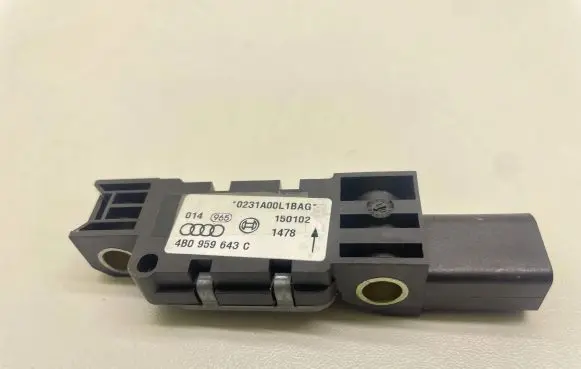 Audi A6 S6 C5 4B Airbag deployment crash/impact sensor 4B0959643C 150102 0231A00L1BAG