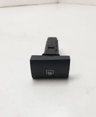 KIA Sorento Windscreen/window heater switch 621W05010
