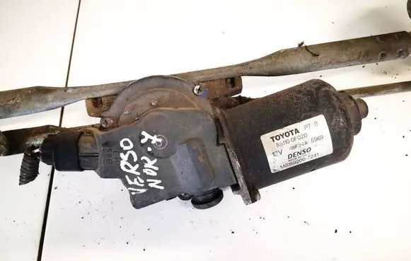 Toyota Corolla Verso AR10 Wiper motor 851100f020