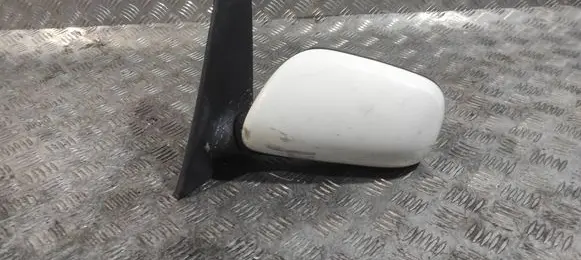 Toyota Prius (XW20) Front door electric wing mirror 