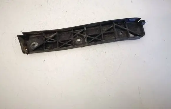 Skoda Fabia Mk1 (6Y) Front bumper mounting bracket 6Y0807184A