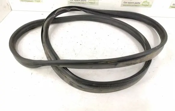Mercedes-Benz CLS C218 X218 Trunk rubber seal (body) DALISID654 2187400078 2187400178