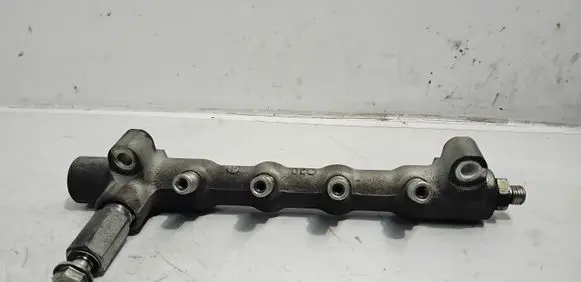 Opel Astra J Fuel main line pipe
