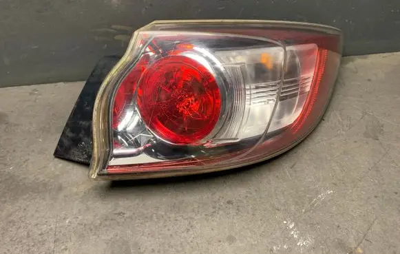 Mazda 3 II Rear/tail lights BBN751150 K2442