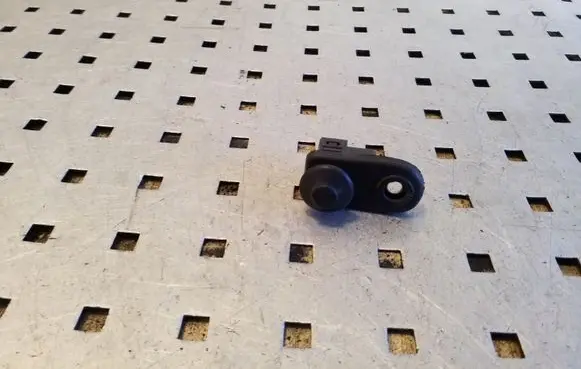 Mitsubishi Pajero Rear door sensor 