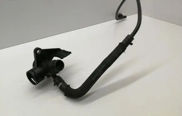 Audi A4 S4 B8 8K Engine coolant pipe/hose 06H121132E 8K0121081Q