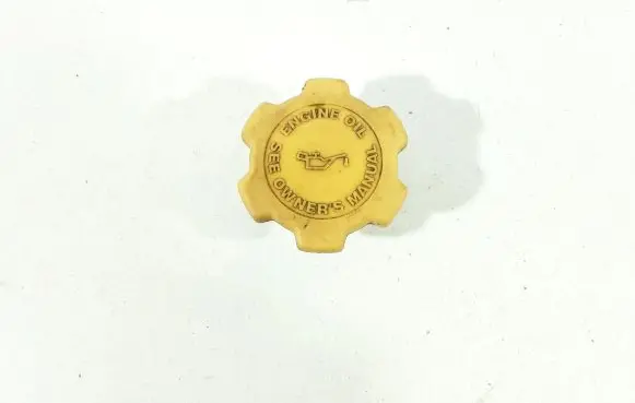 Subaru Legacy Oil filler cap 