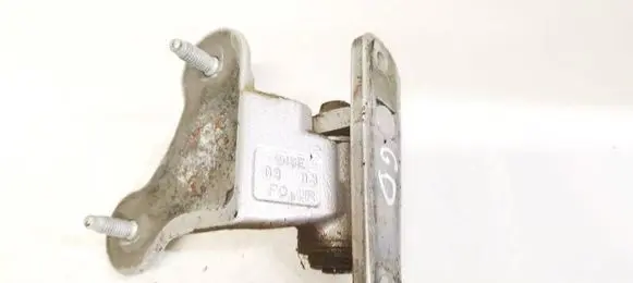Mercedes-Benz C AMG W204 Rear door lower hinge 