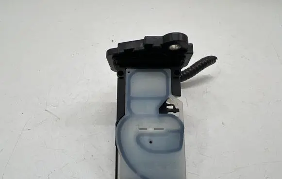 Toyota C-HR II Mass air flow meter 22204F2010