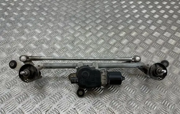 Renault Koleos II Front wiper linkage and motor