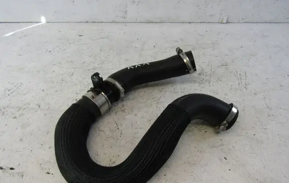 Peugeot 3008 II Intercooler hose/pipe 9820115680