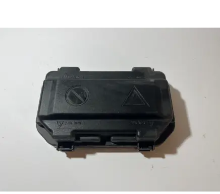BMW 4 F36 Gran coupe Fuse box cover 9224872 10688710