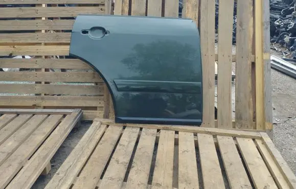 Audi A2 Rear door