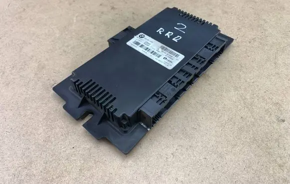BMW 3 E90 E91 Light module LCM 61359159811 9159811