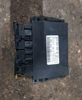 Mercedes-Benz C W203 Comfort/convenience module 2095450032