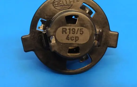 Volvo 240 Tail light bulb cover holder R1954CP