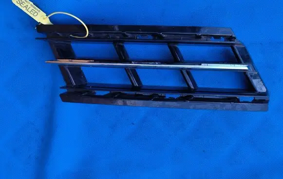 BMW 5 G30 G31 G38 Front bumper lower grill 9498600