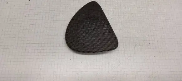 Side speaker trim/cover