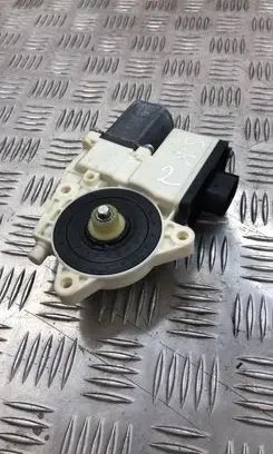 BMW X3 E83 Rear door window regulator motor 69259652