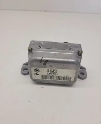 Volkswagen Golf V ESP acceleration yaw rate sensor 1K0907655A
