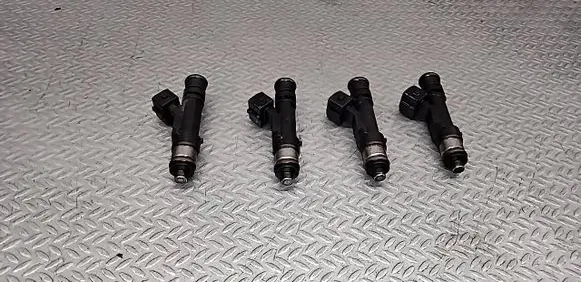 Opel Astra H Fuel injectors set 0280158501