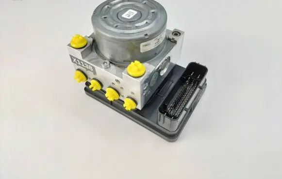 Ford Focus ABS Pump JX612B373CL 10022017504