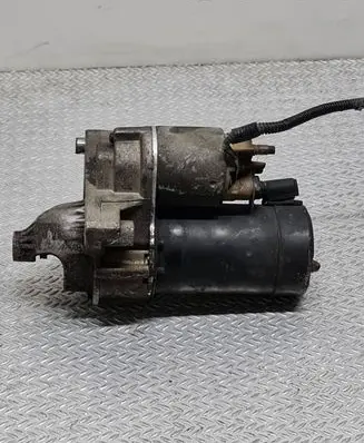 Peugeot 207 CC Starter motor 9640825280