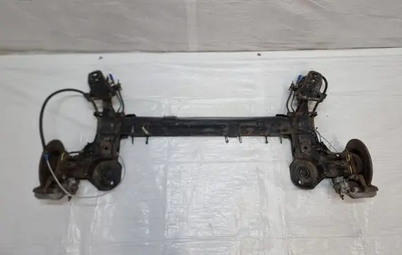 Opel Crossland X Rear axle beam 