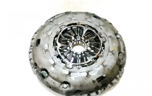 Volkswagen PASSAT B6 Pressure plate f2702