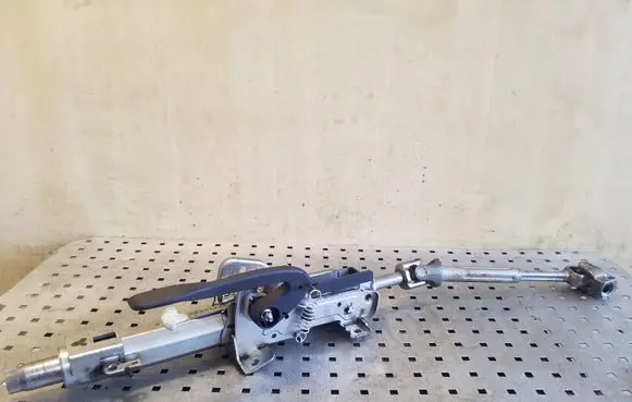 Skoda Octavia Mk3 (5E) Steering wheel axle 5Q1419502BG 5Q0065