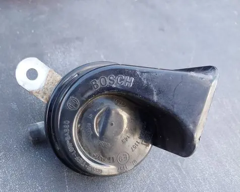 BMW 3 E46 Horn signal 703881157