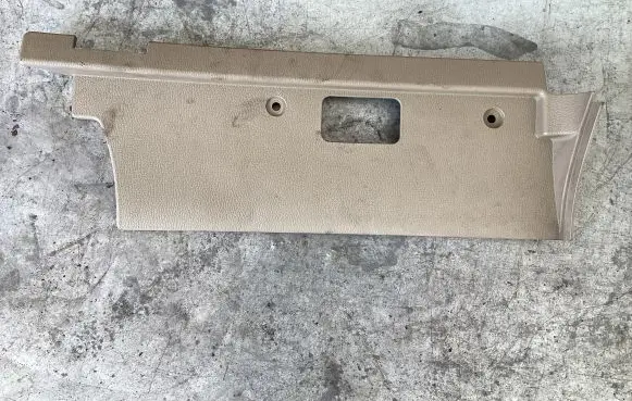 Volvo XC90 Dashboard lower bottom trim panel 03409456